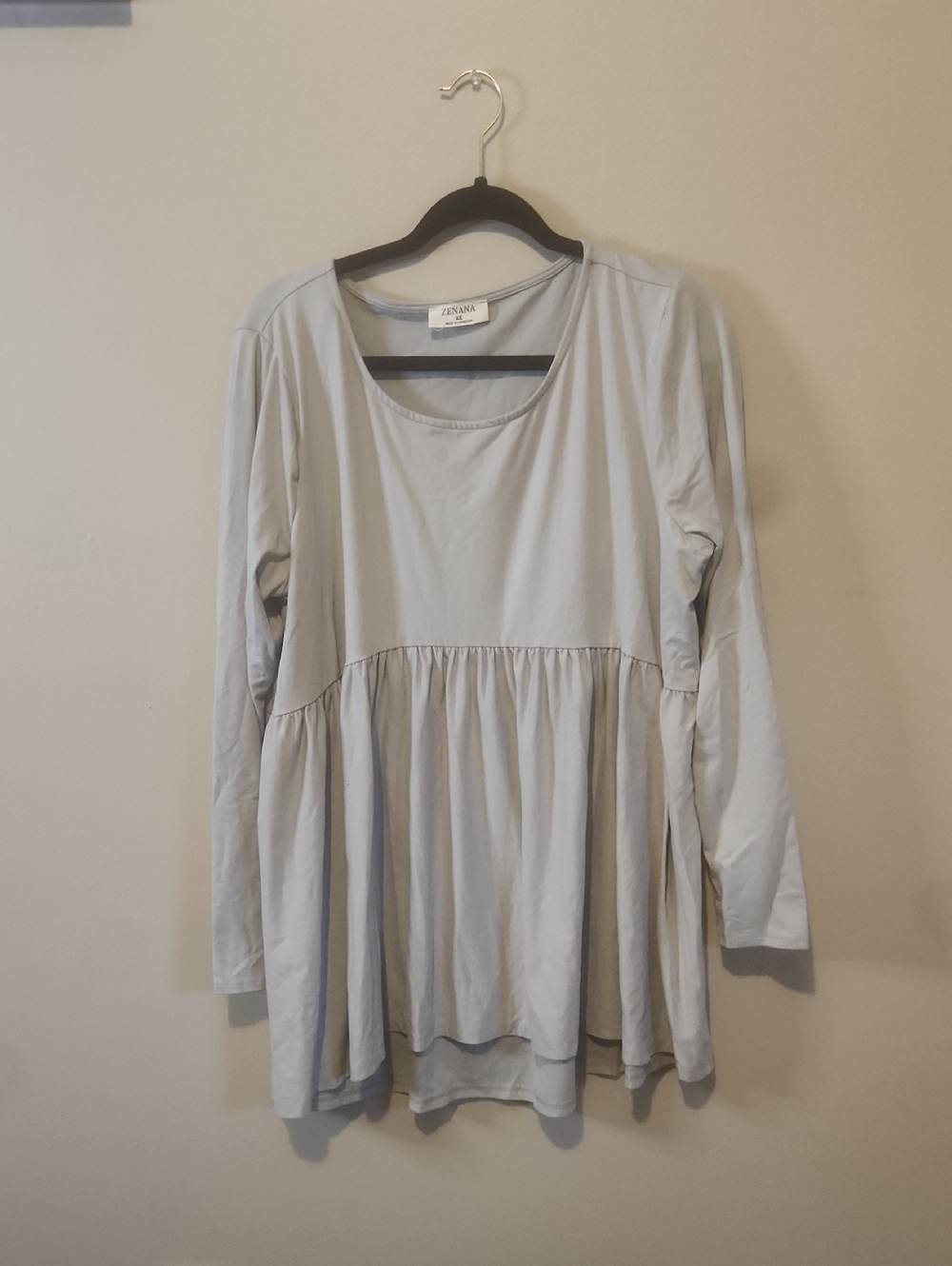 Zenana Outfitters Light Gray Long-Sleeve Peplum Tunic